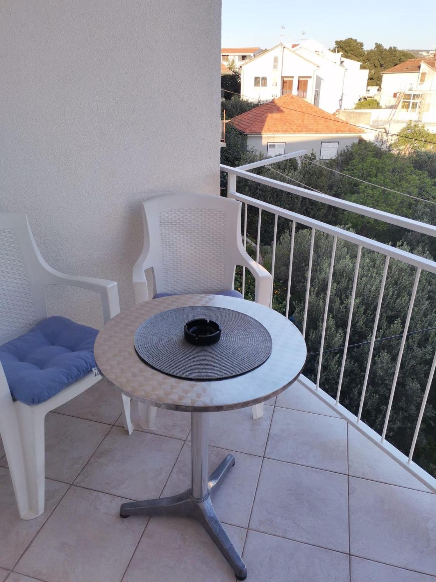 Apartmani Ljubo Primosten Ngoại thất bức ảnh