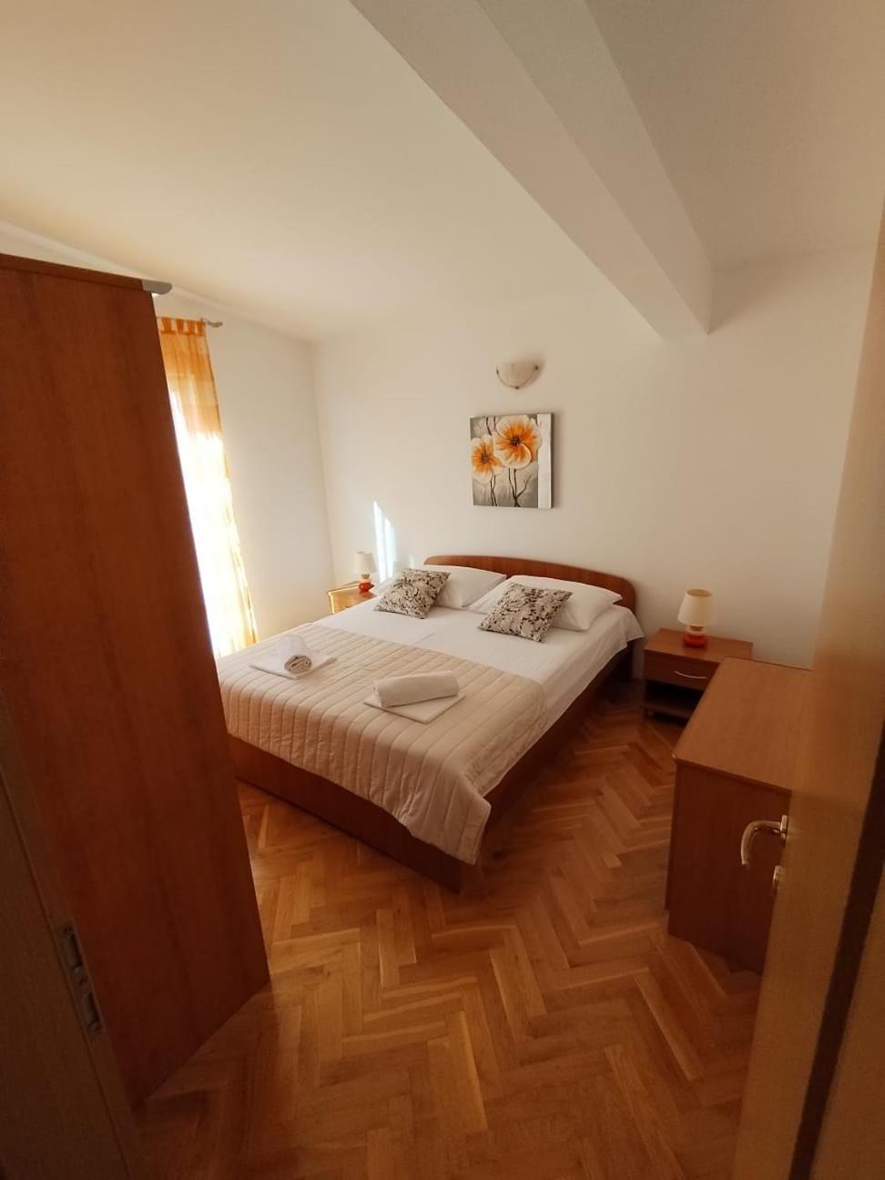 Apartmani Ljubo Primosten Ngoại thất bức ảnh
