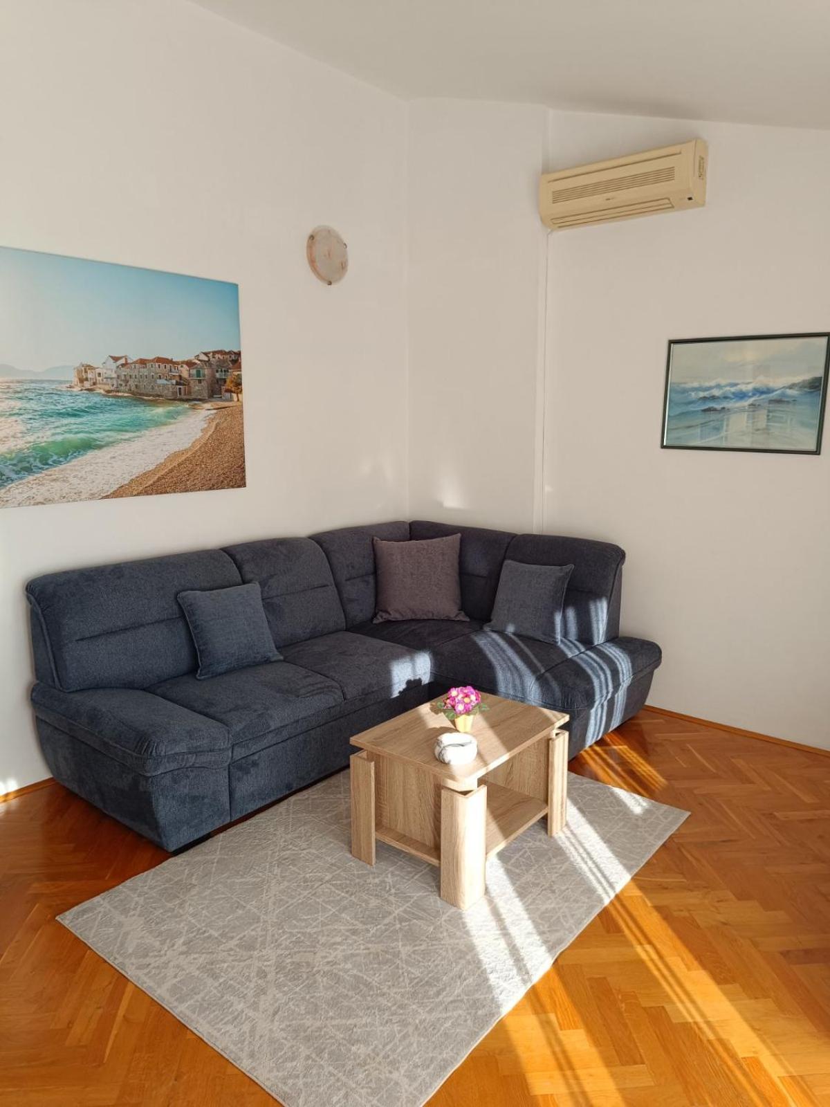 Apartmani Ljubo Primosten Ngoại thất bức ảnh